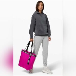 LULULEMON The Rest is Written Tote in Highlight Purple NWOT